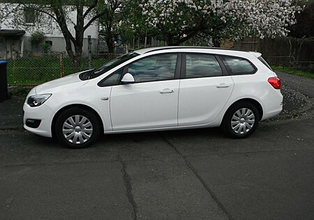Opel Astra J Sports Tourer Edition