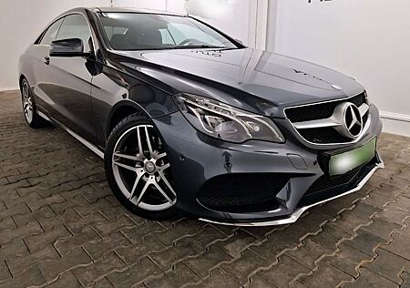Mercedes-Benz E 250 Coupe AMG*Pano*LED*Leder*Comand