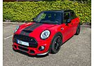 Mini Cooper S JCW-Paket, KW V3 Sportfahrwerk, Remus