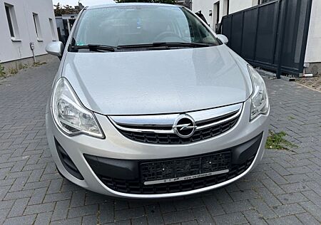 Opel Corsa D, Diesel ,75 PS,1 Hand ,Klima.Tüv 10.2025