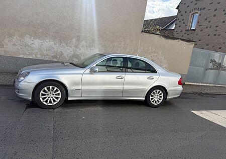 Mercedes-Benz E 280 7G ELEGANCE Elegance