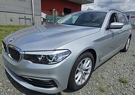 BMW 520 dA TOURING * NAVIGATION * ALU * 190PS