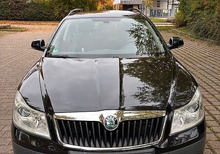 Skoda Octavia 2.0 TDI DSG 4x4 Scout Combi Scout