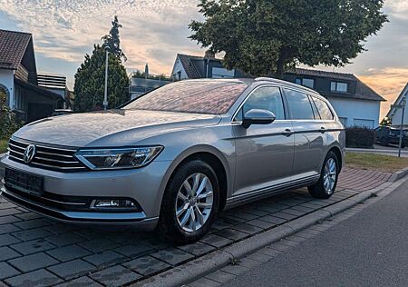 VW Passat Variant Volkswagen 2.0 TDI SCR DSG Comfortline V...
