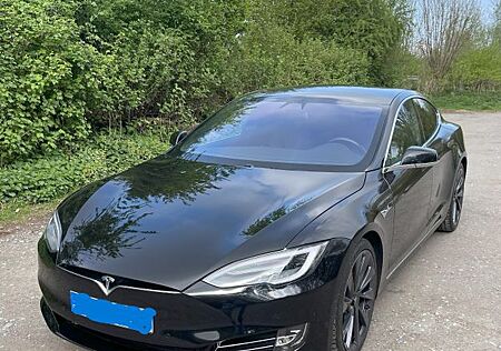 Tesla Model S P100D Ludicrous Performance -