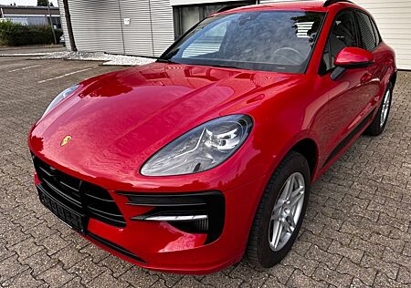 Porsche Macan S