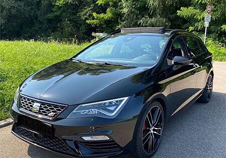 Seat Leon 2.0 TSI St&S ST CUPRA DSG 4Drive CUPRA