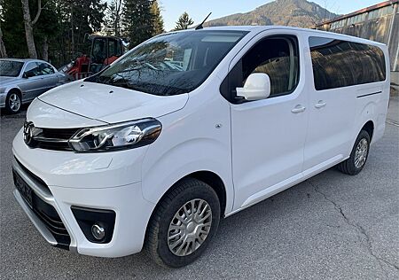 Toyota Pro Ace Proace (Verso) 2,0 D-4D 4x4 Dangel LANG 9-Sit.