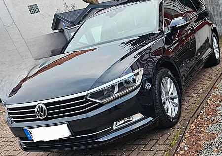VW Passat Variant Volkswagen 2.0 TDI SCR Comfortline Varia...