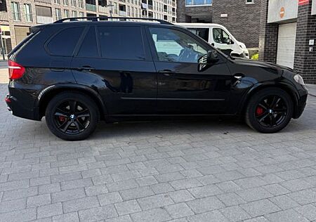 BMW X5 xDrive30i -