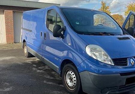 Renault Trafic CDI 115 / langer Radstand/