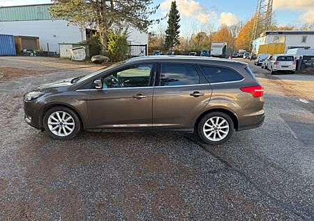 Ford Focus Turnier Titanium