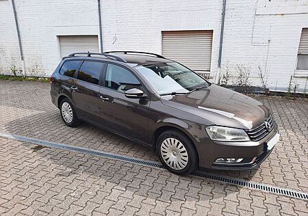 VW Passat Variant Volkswagen 1.4 TSI Trendline BMotion Tec...