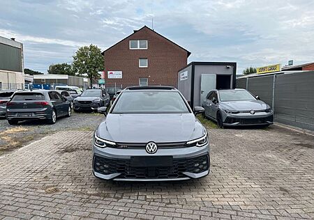 VW Golf Volkswagen VIII Lim. 2.0 TSI 195 kW GTI