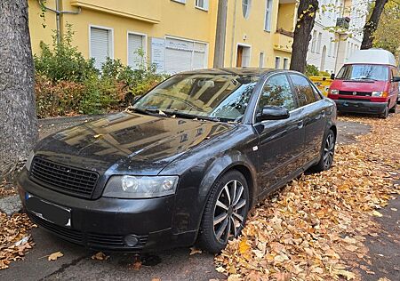 Audi A4 2.5TDI 120kW -