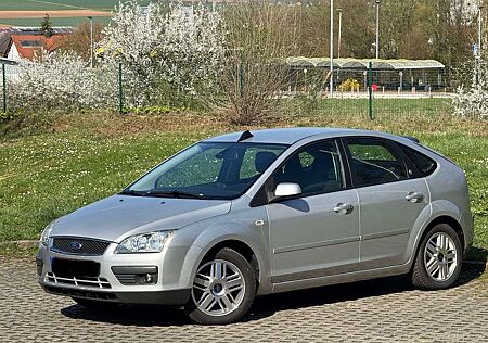 Ford Focus 1.6 16V Aut. Sport guter Zustand Tüv Neu