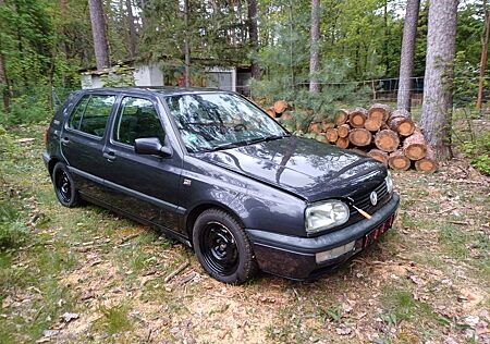 VW Golf Volkswagen 1.6 Avenue Schiebedach Avenue