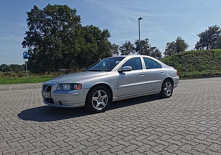 Volvo S60 2.4 Edition, Sehr gepflegt! TÜV bis 12/25