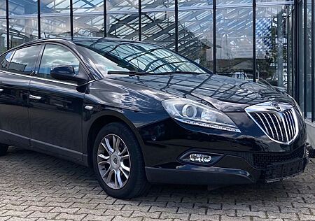 Lancia Delta Argento 8xAlu Bluetooth PDC Klimaautomatik