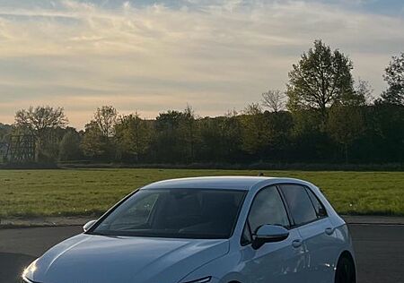 VW Golf Volkswagen 1.0 TSI OPF 81kW ACTIVE ACTIVE