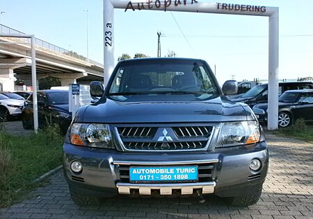 Mitsubishi Pajero 3.2 DI-D Dakar