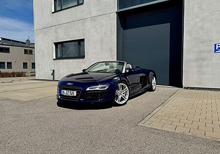 Audi R8 Spyder 5.2 FSI V10 S-Tronic | Exclusive