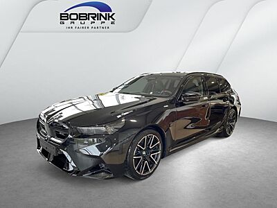 BMW M5 Touring Hybrid M Driver's Pack Pano AHK B&W