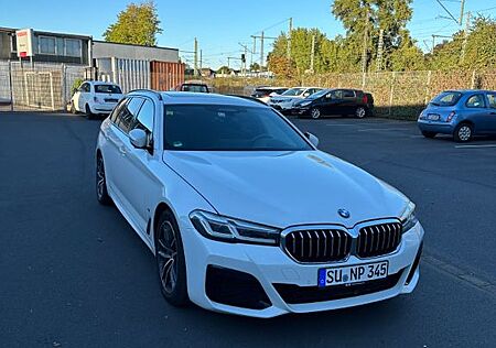 BMW 530d xDrive Touring 2021