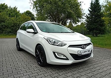 Hyundai i30 cw FIFA World Cup Edition Navi, Kamera