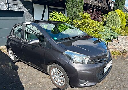 Toyota Yaris 1,0-l-Dual-VVT-i Life Life