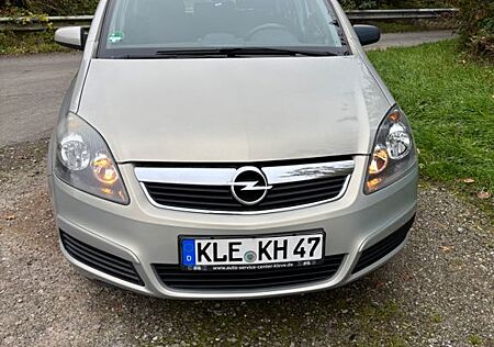 Opel Zafira 1.8 Sport Sport