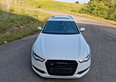 Audi S6 4.0 TFSI quattro S tronic Avant -