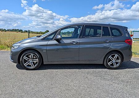 BMW 2er 220 Gran Tourer 220d xDrive Sport Line Automatik