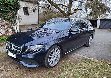 Mercedes-Benz E 220 Mercedes E220d MwSt Hud Pano Ahk Distronic