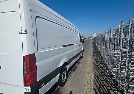 Mercedes-Benz Sprinter 317 CDI | EZ 08/2021 | 152.749 km