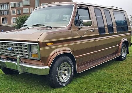 Ford Econoline Usa van