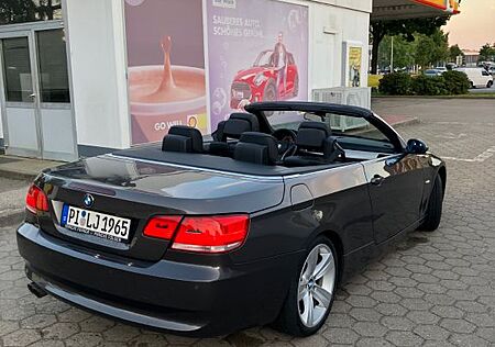 BMW 330i Cabrio - Automatik