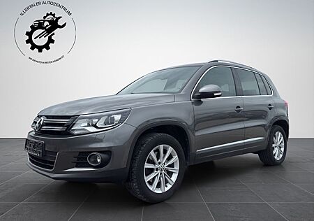 VW Tiguan Volkswagen *4Motion*8-FACH*XENON*STEUERKETTE NEU*