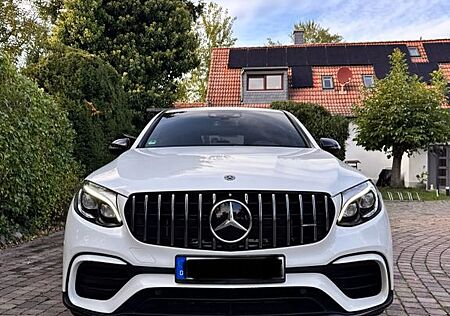 Mercedes-Benz GLC 63 AMG Mercedes-AMG GLC 63 S Coupé 4MATIC+