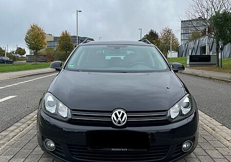 VW Golf Volkswagen 1.6 TDI DSG Variant