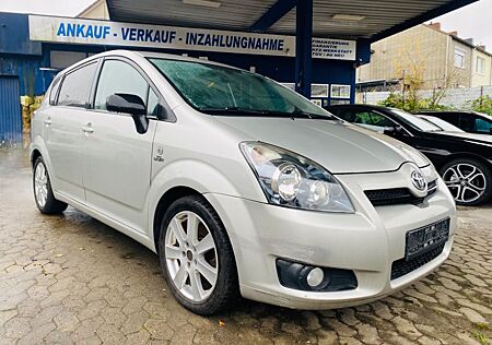 Toyota Corolla Verso 2.2 D-CAT Executive 7 Sitze