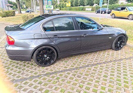 BMW 325i E90 2005