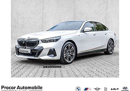 BMW 520i M Sport Pro Pano H/K Sitzbel. DA+ Pa+