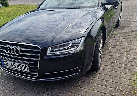 Audi A8 3.0 TDI tiptronic quattro