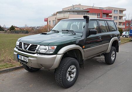 Nissan Patrol TD42 completely renovated