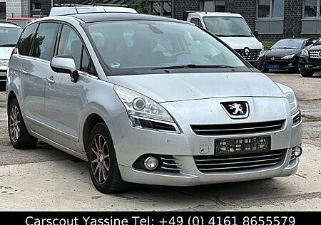 Peugeot 5008 Platinum/7-Sitzer/Navi/Xenon/Head-Up/