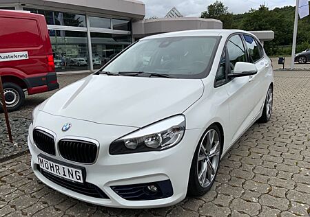 BMW 220 Baureihe 2 Active Tourer d xDrive AHK