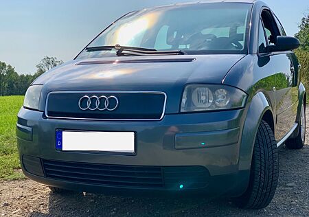 Audi A2 1.6 FSI -