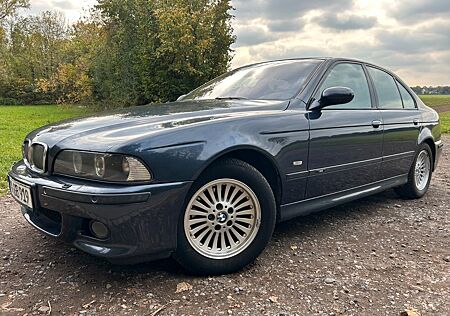 BMW 520 iA Exclusive Highline Vollausstattung