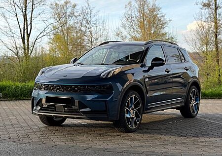 Lynk&Co 01 1.5 192KW PHEV DCT (Panorama + 360 Kamera)